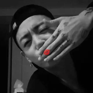 Telegram sticker 🌟 подкаблучник.