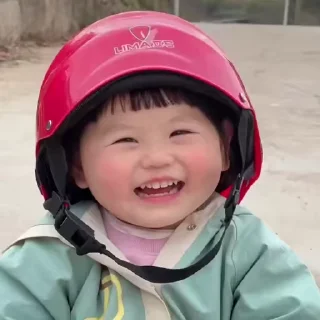 Video sticker 😁 𝗓𝖶𝖾𝗏𝖾𝗅𝗅 : 𝖦𝗂𝗋𝗅𝗌