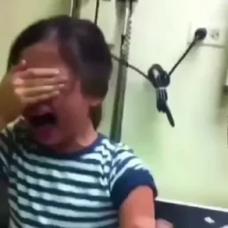 Video sticker 😅 𒊹︎𝐸 𝐿 𝐸 𝑉 𝐸 𝑁 𒊹︎