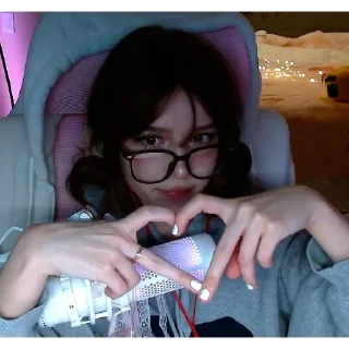 Telegram sticker 🫶 mini fatalevie pack