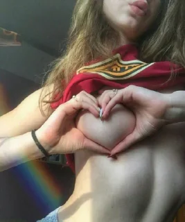 Sticker ❤️ 𝔸𝕕𝕚𝕥𝕪α 𝕍α𝕤𝕙𝕚𝕤𝕥𝕙's Favorites