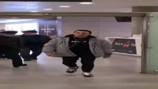 Video sticker 🦶 Мазок @ayaheha :: @fStikBot