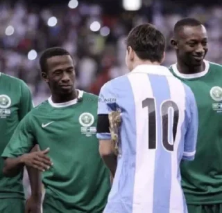 Sticker 😉 @CIIC0Bot