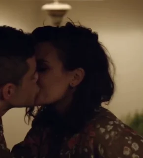 Video sticker ➖ CH: @zzzzcz   . BoT: @ZaZBoT