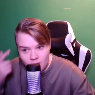 Video sticker 🤓 kussia2 by @kussia_narezki