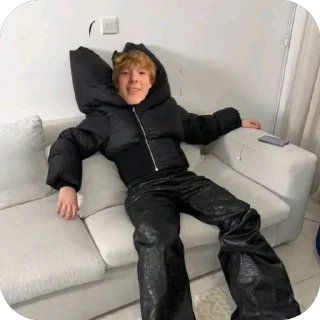 Телеграм стикер 🫥 Бурмалда