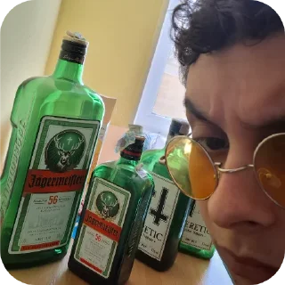 Telegram sticker 😎 Тихиий Дэн @sozdat_stikery_bot