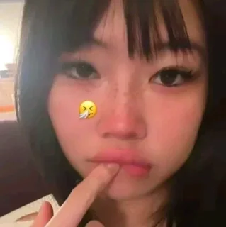 Video sticker 🤧 @tocholo ’s cutie ୨ৎ
