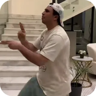 Video sticker 🪑 SUBO by:@yrkoq