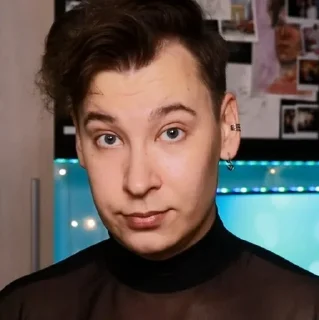 Video sticker 😬 anthony uly :: @fStikBot