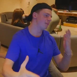 Video sticker 🥪 Ms