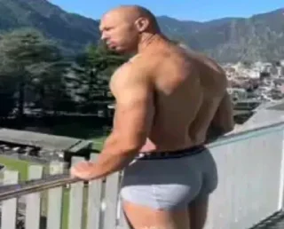 Video sticker 🤔 dark humor XD okna