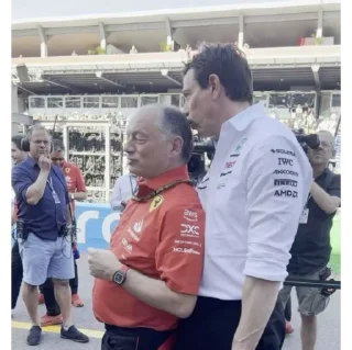 Video sticker 🕶 mercedesboys