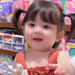 Video sticker 🐞 ईशा