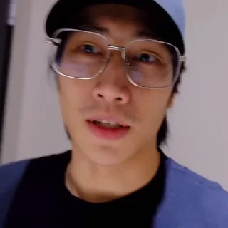 Video sticker 🍢 𝁘 𝐇𝖺𝗇𝖽s𝗈m𝖾 𝐌𝖺𝗇 ៸ ៸  @DewPack
