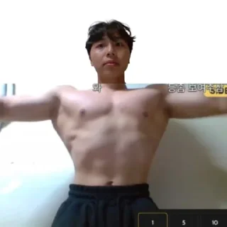 Telegram sticker 👨‍🦲 이기정 @igizoyn