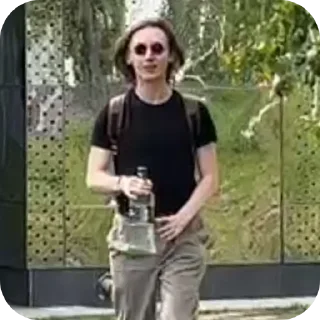 Sticker 🍷 Мш пропили хату