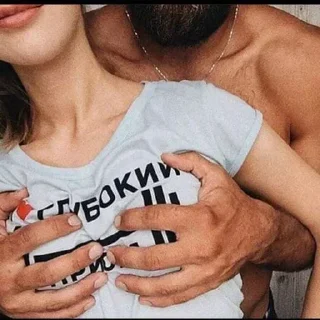 Video sticker 👅 @vr67bot