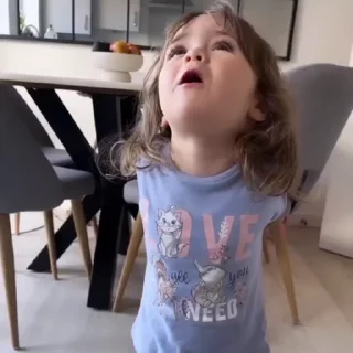 Video sticker 🧁 Baby 4 , @Wallgif