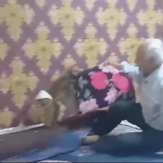 Video sticker 👋 bradochki_evgena_1 @ceLckz