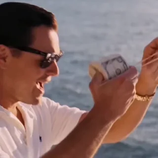 Video sticker 💸 Больше стикеров : @stickeriiiiiii