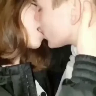 Video sticker 🥰 Comparative Flyingfish :: @fStikBot