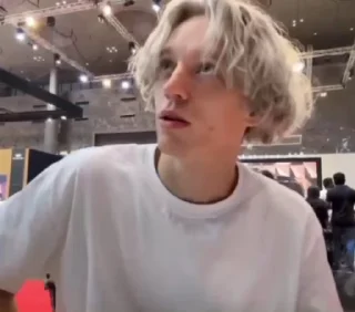 Video sticker 🥹 Лучшие стикеры: @animstikers1