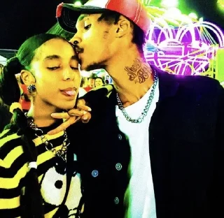 Telegram sticker 🌟 touch the grass but i smoked i :: @fStikBot