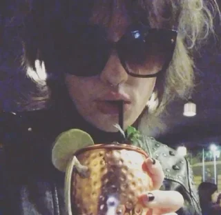 Telegram sticker 🌟 touch the grass but i smoked i :: @fStikBot